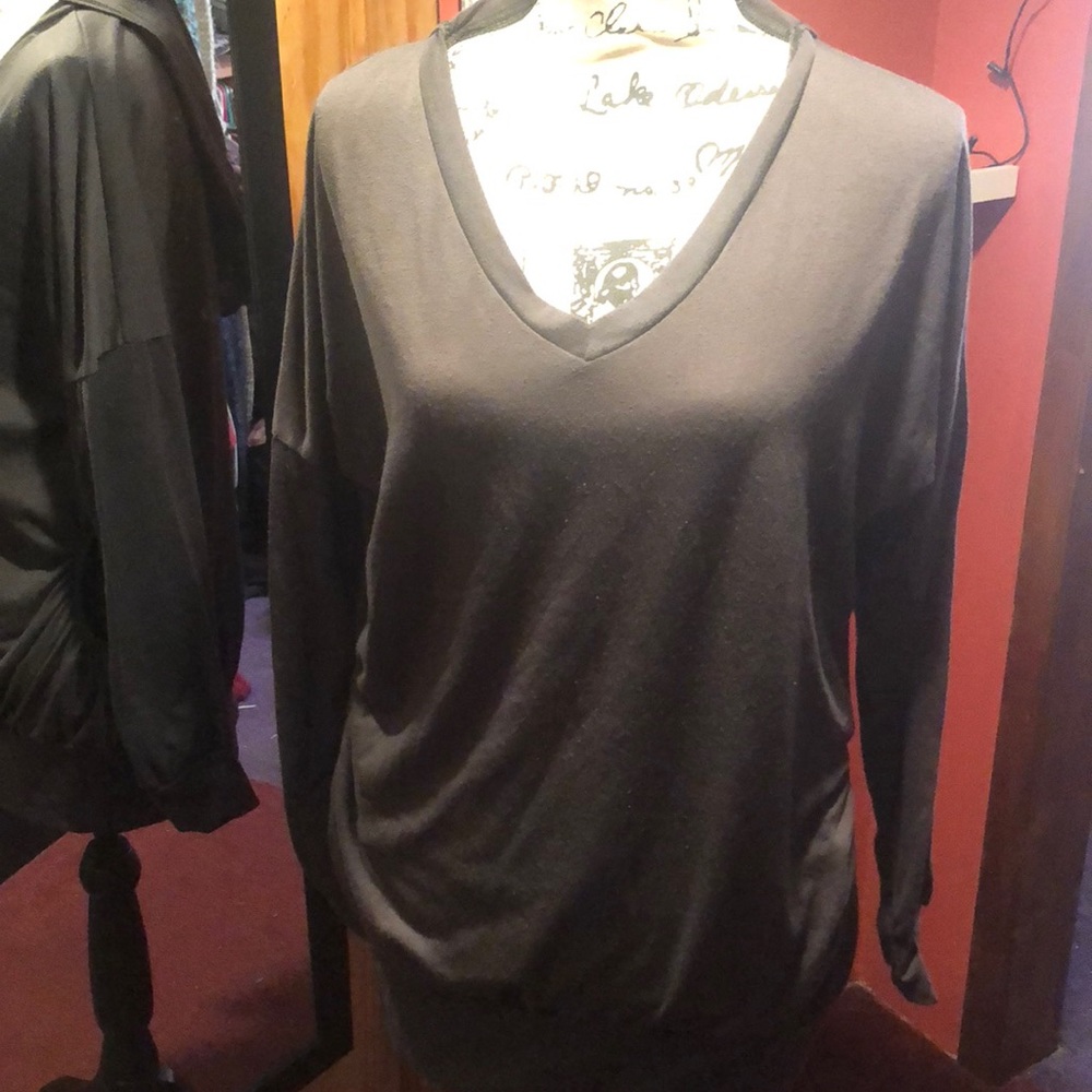 Light Pull over hoodie